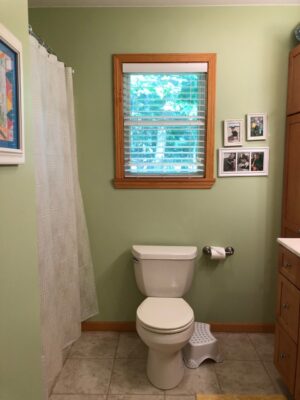 Calla-Bathroom-300x400