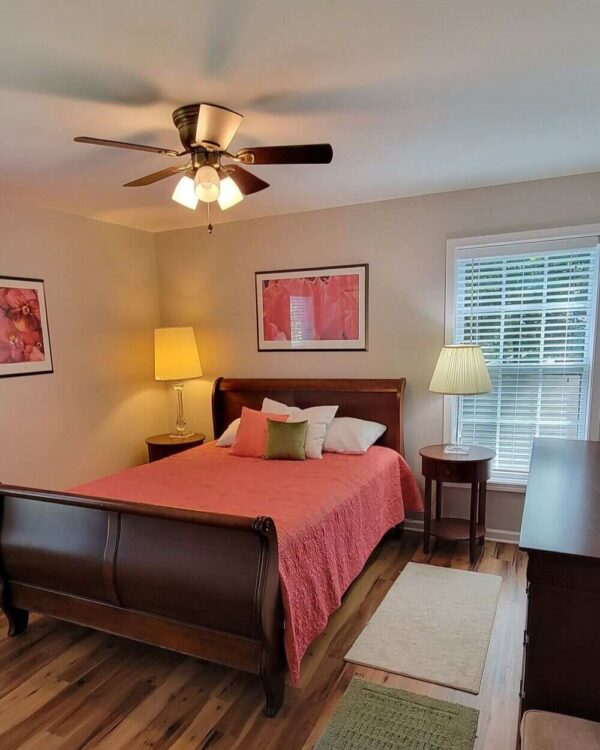mi-lakeshore-rental-management-albion-cottage-15